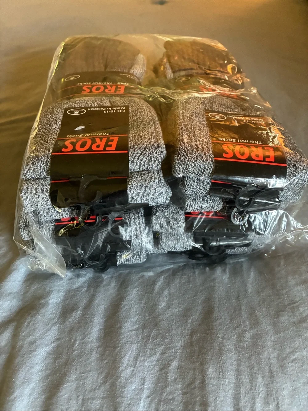 12 Pair thermal socks sz 10-13